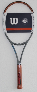 Wilson Tennisschläger Roland Garros Blade 98 CV 18x20 304 Gramm Limited Edition